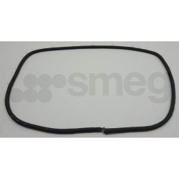 Уплотнитель двери Smeg 784131724